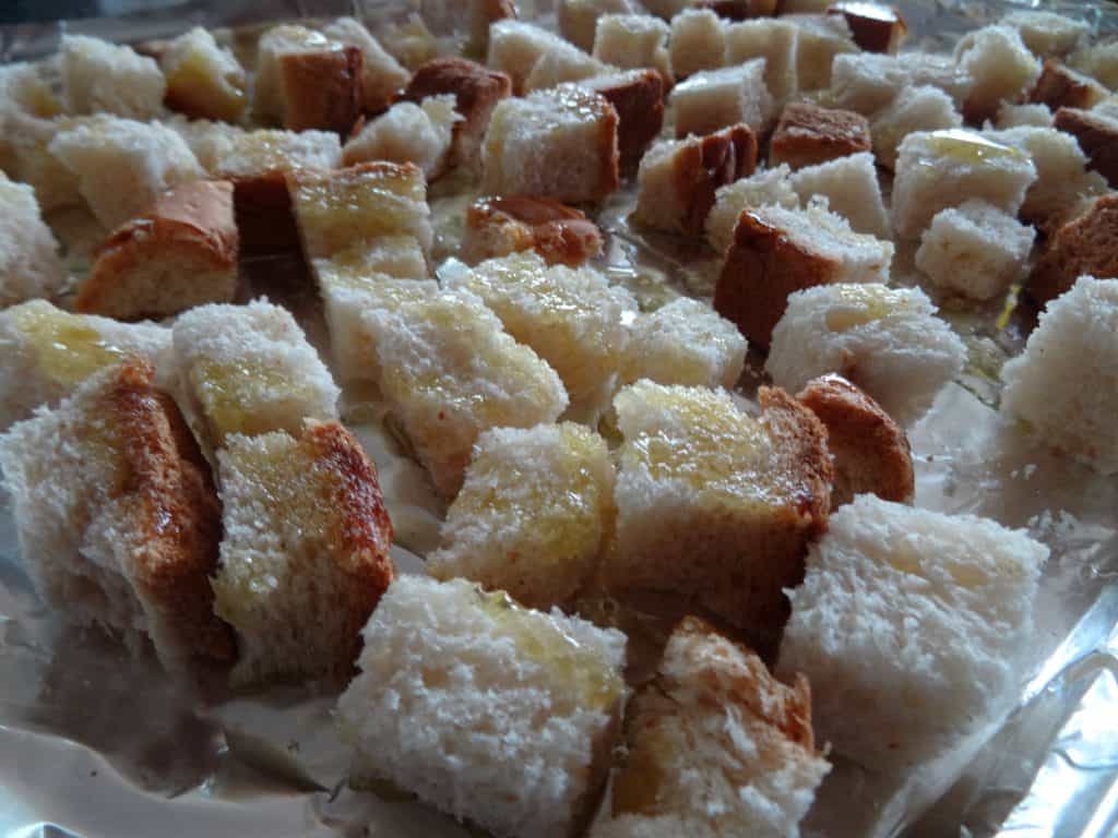 Cubed bread with olive oil for croutons