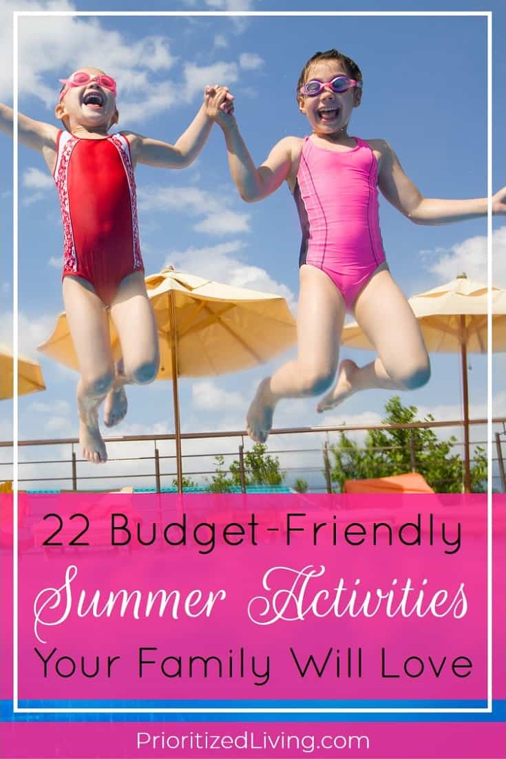 Looking for summer fun that WON'T break the bank? Kids and adults will all love these 22 budget-friendly activities that will entertain you all summer long! | 22 Budget-Friendly Summer Activities Your Family Will Love | Prioritized Living