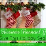 15 Awesome Financial Gifts to Give This Holiday Season