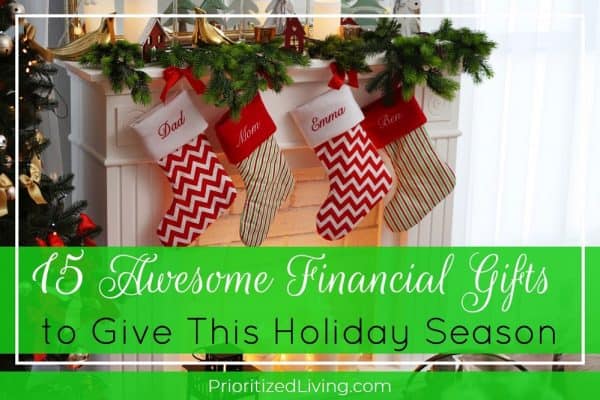 15 Awesome Financial Gifts to Give This Holiday Season