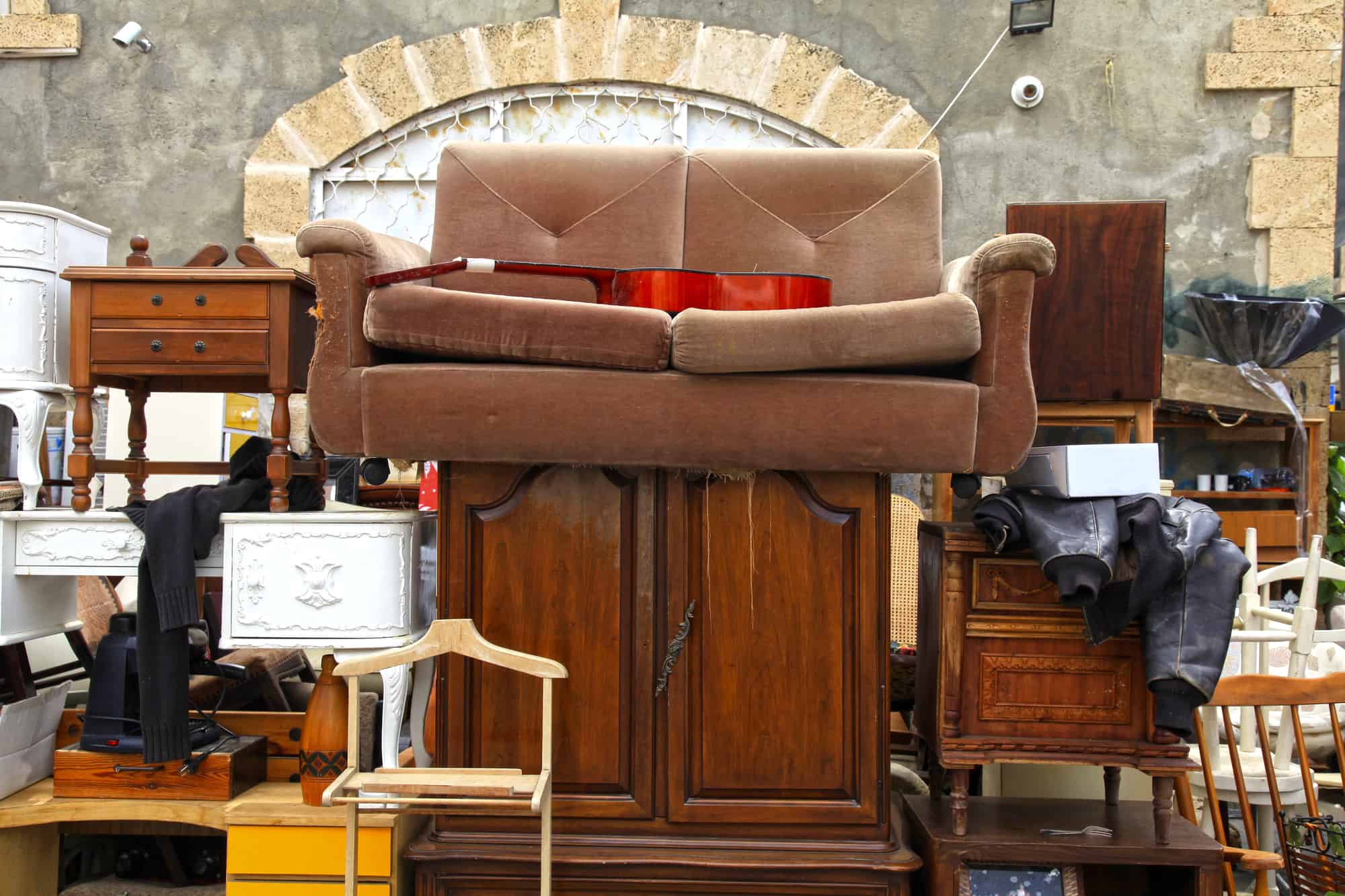 Lose the Clutter & Get Organized: My 1-800-GOT-JUNK? Experience ...