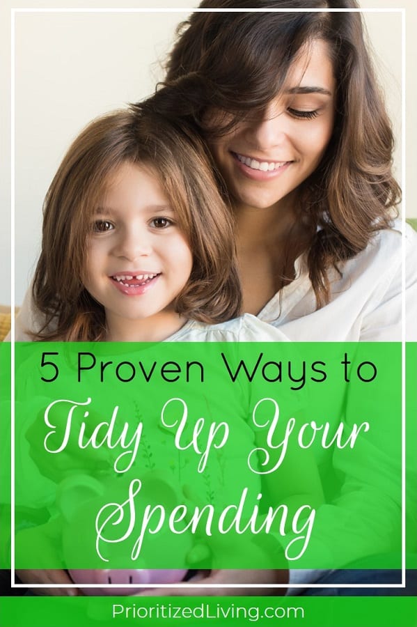 What if you could apply Marie Kondo organizing rules to your MONEY? Tidy up your finances KonMari style with these 5 tips for beating overspending and debt. | 5 Proven Ways to Tidy Up Your Spending | Prioritized Living